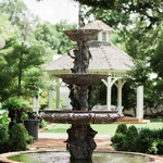   /   Credits: Photos by Laikyn Jai Photography